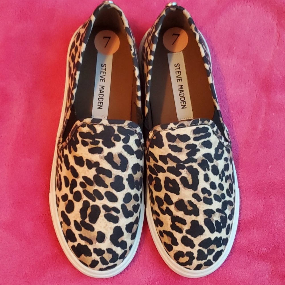 Steve Madden leopard sneakers 👟